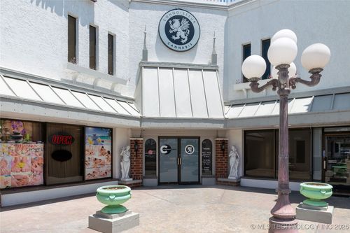 7033 S Memorial Dr, Tulsa, OK, 74133-2097 | Card Image