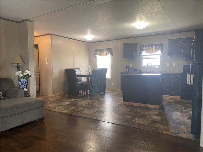 357 Duchess Pass, House other with 3 bedrooms, 2 bathrooms and 2 parking in Kyle TX | Image 4