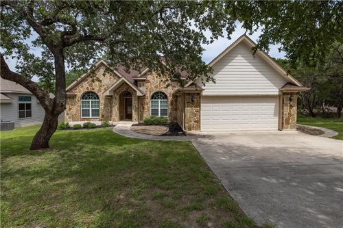 10 Sonata Cir, Wimberley, TX, 78676-2011 | Card Image