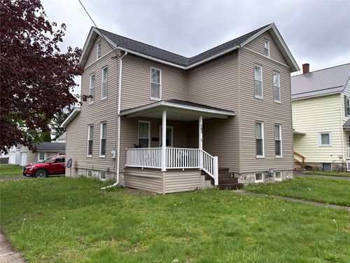 101 N Parker St, Warren, PA, 16365-2950 | Card Image
