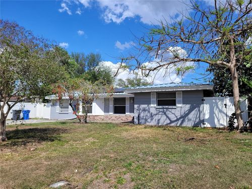 7807 N Matanzas Ave, TAMPA, FL, 33614-3372 | Card Image