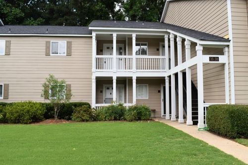 38 Rumson Ct Se, Smyrna, GA, 30080-8004 | Card Image