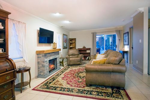 101-2525 Longwood Dr, Highland, IN, 46322-5576 | Card Image