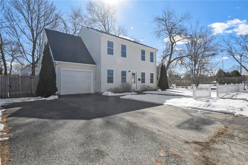 110 Winter Avenue, Warwick, RI, 02889 | Card Image