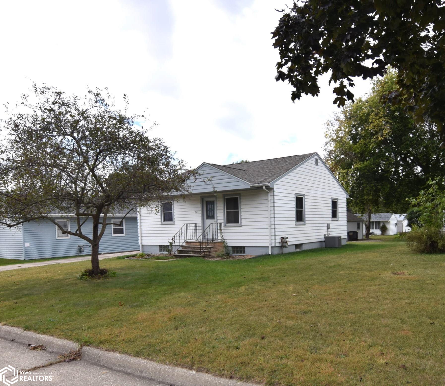 Fort Ave, Eagle Grove, IA 50533