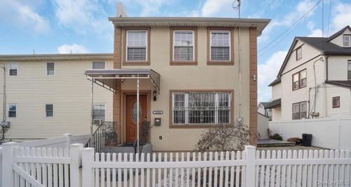 102-64 188th St, Hollis, NY, 11423-3112 | Card Image