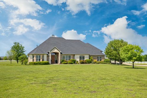 2133 Mcconnell Rd, Gunter, TX, 75058-3105 | Card Image