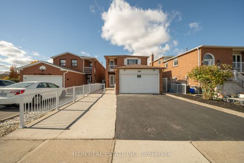 182 Tall Grass Trail, Woodbridge, ON, L4L3P8 | Card Image