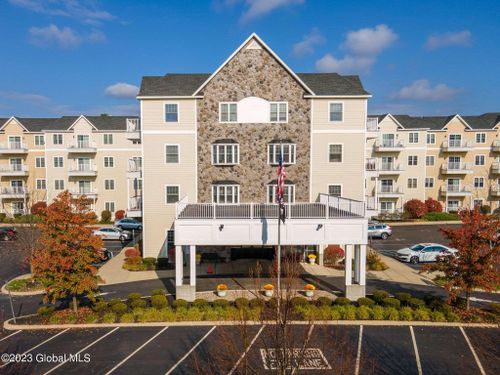 apt-102-8 Wall Street, Clifton Park, NY, 12065 | Card Image