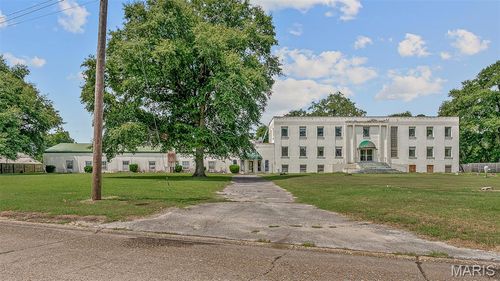 919 S Jackson St, Kennett, MO, 63857-3803 | Card Image