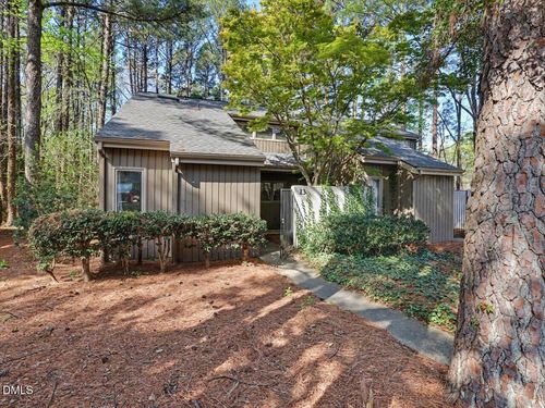 13 Vauxhall Pl, Chapel Hill, NC, 27517-8618 | Card Image