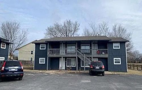 f-411 S Cleveland St, Springdale, AR, 72764-4696 | Card Image