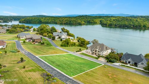 130 Starling Dr, Vonore, TN, 37885-1729 | Card Image