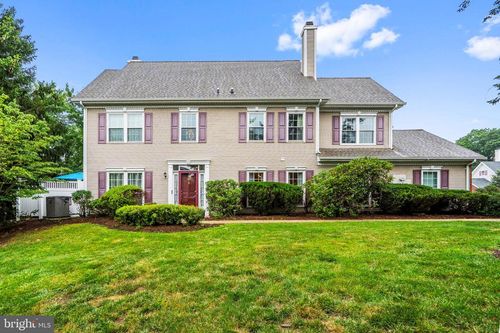 412 Pebble Creek Ct, Pennington, NJ, 08534-1945 | Card Image