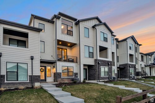 5938 N 5000 W, Mountain Green, UT, 84050-6003 | Card Image