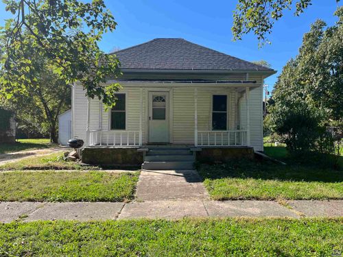 19 Exchange St, Emporia, KS, 66801-3810 | Card Image