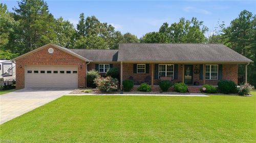 459 Shuler Rd, Thomasville, NC, 27360-8775 | Card Image