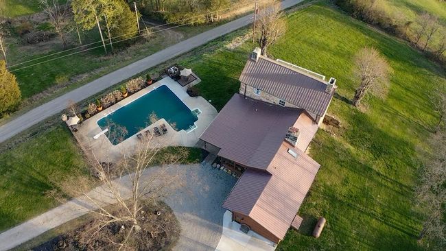 213 S Benner Hill Rd, Home with 3 bedrooms, 1 bathrooms and 1 parking in Bainbridge OH | Image 5