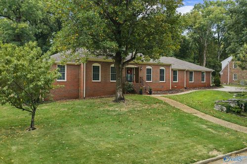 820 Tannahill Dr Se, Huntsville, AL, 35802-1956 | Card Image