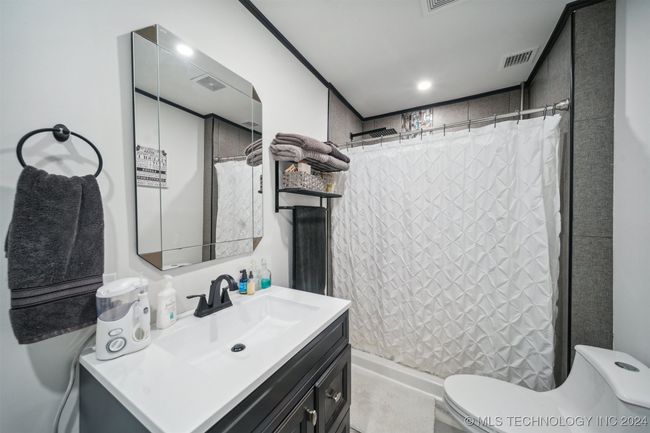 912 Henshaw Ave, House other with 4 bedrooms, 3 bathrooms and null parking in Sapulpa OK | Image 25