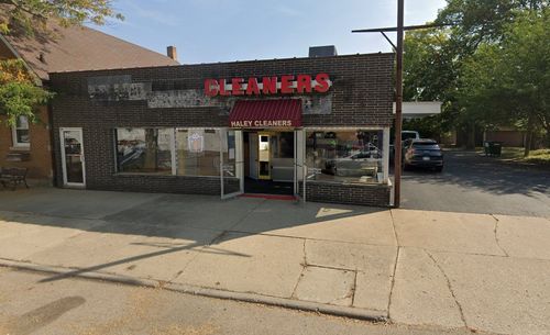 957 Victoria St, Antioch, IL, 60002-1566 | Card Image