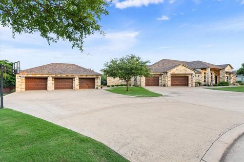 535 Creekside Dr, Salado, TX, 76571-6462 | Card Image