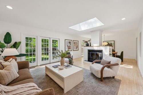 14 Scenic Ave, San Anselmo, CA, 94960-2232 | Card Image