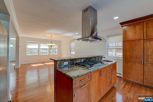 10 Toye St, Randolph, NJ, 07869-1025 | Card Image