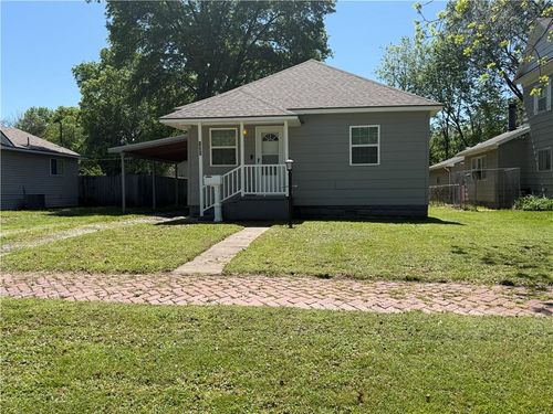 1005 W 3rd St, Pittsburg, KS, 66762-4631 | Card Image