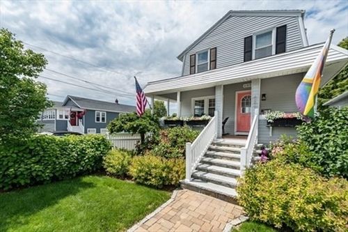 689 Nantasket Ave, Hull, MA, 02045-1926 | Card Image