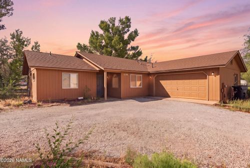7403 Tradition Road, Flagstaff, AZ, 86004 | Card Image