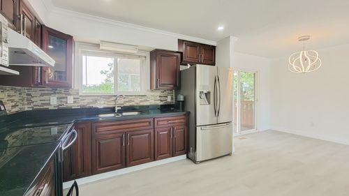 2883 264a A Street, Langley, BC, V4W3A9 | Card Image
