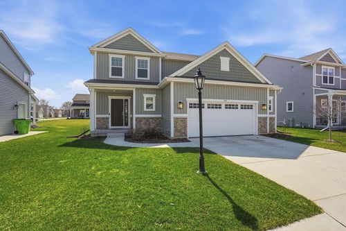 547 Wild Oak Road, Hartland, WI, 53029 | Card Image