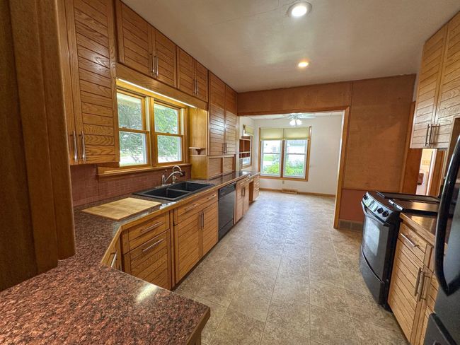 Boots- Kitchen 2.jpeg | Image 6