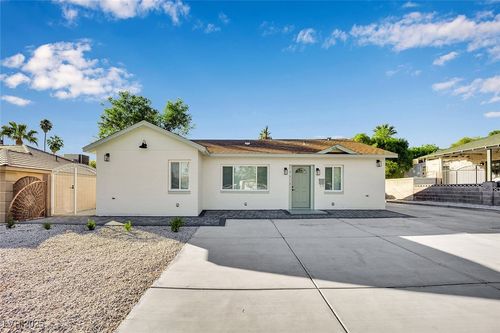 1616 Chapman Dr, Las Vegas, NV, 89104-1812 | Card Image
