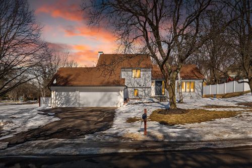 11820 45th Ave N, Plymouth, MN, 55442-2438 | Card Image