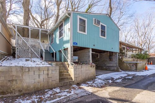 11 Surfway S., Baiting Hollow, NY, 11933 | Card Image