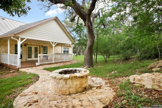 341 Indigo Run Dr, House other with 3 bedrooms, 2 bathrooms and null parking in Bulverde TX | Image 37