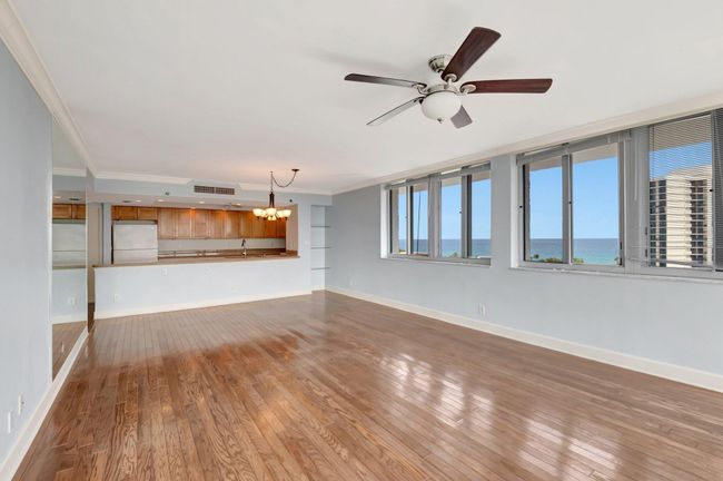 PH10 - 4750 S Ocean Blvd, Condo with 2 bedrooms, 2 bathrooms and null parking in Highland Beach FL | Image 13