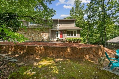5080 Nesbit Ferry Ln, Sandy Springs, GA, 30350-1192 | Card Image