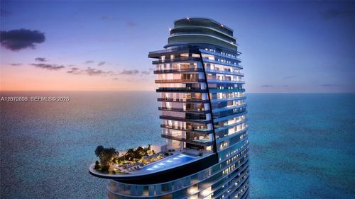 1805w-300 Biscayne Boulevard Way, Miami, FL, 33131 | Card Image