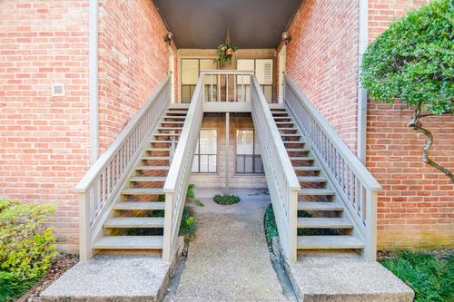 apt-161-2829 Timmons Ln, Houston, TX, 77027-5357 | Card Image