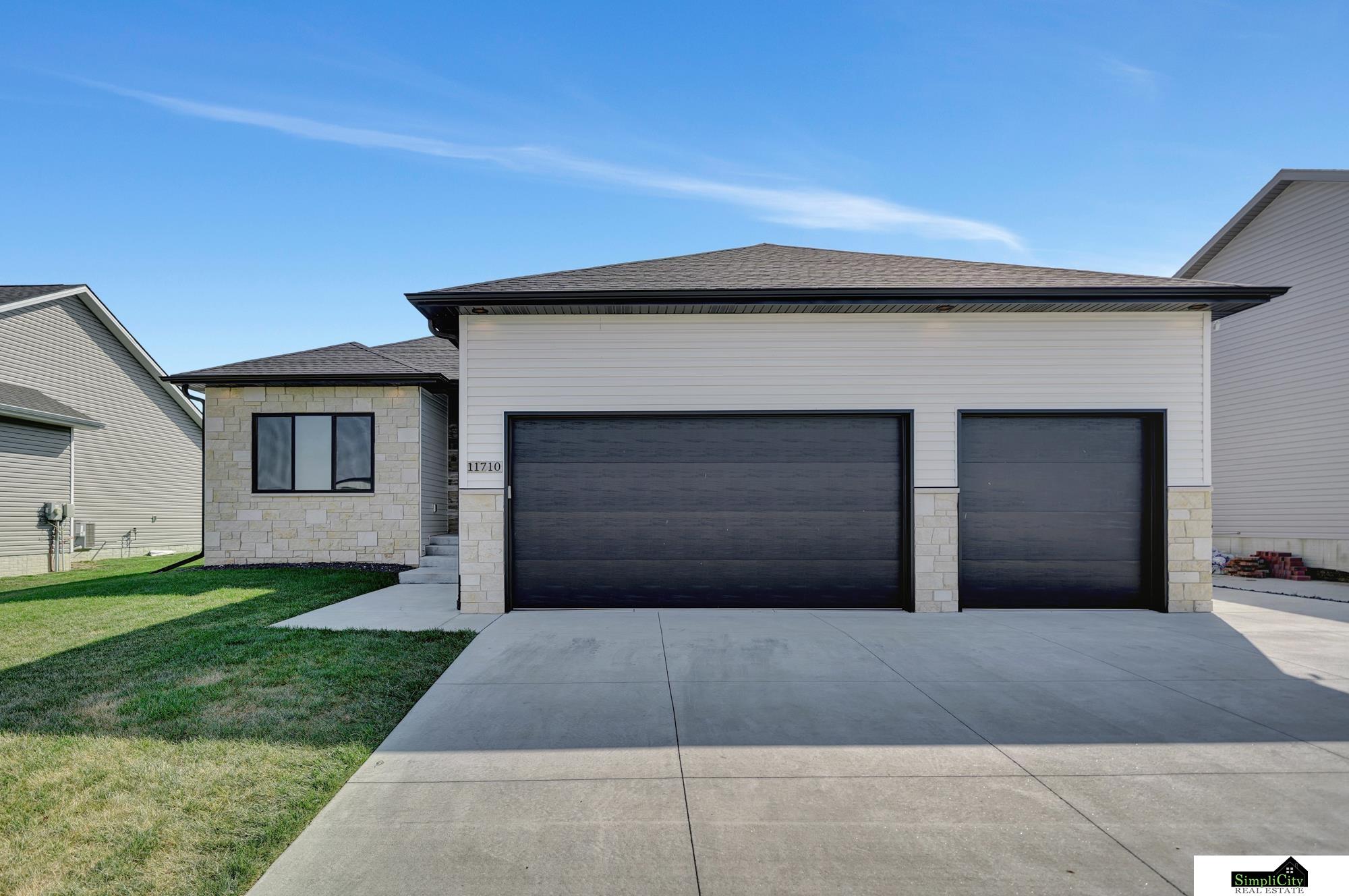 142nd St, Waverly, NE 68462