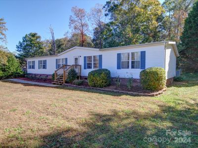 824 Joseph Antoon Circle, House other with 3 bedrooms, 3 bathrooms and null parking in Stanley NC | Image 2