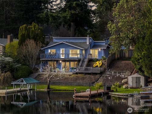 7217 20th Ave Se, Olympia, WA, 98503-3017 | Card Image