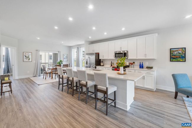 B - 802 Wesley Ln, Condo with 3 bedrooms, 3 bathrooms and null parking in CHARLOTTESVILLE VA | Image 10