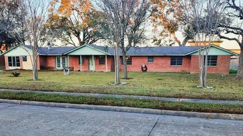 18219 Kings Lynn St, Houston, TX, 77058-3213 | Card Image