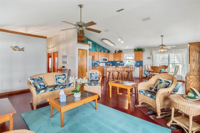Open Concept Floor Plan | Image 6