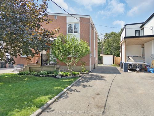 46 Van Stassen Blvd, York, ON, M6S2N5 | Card Image