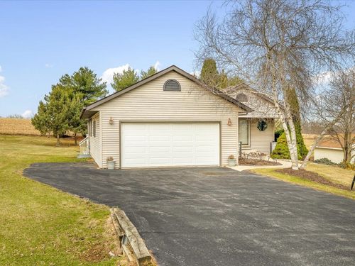 175 Lake Summerset Rd, DAVIS, IL, 61019-9571 | Card Image